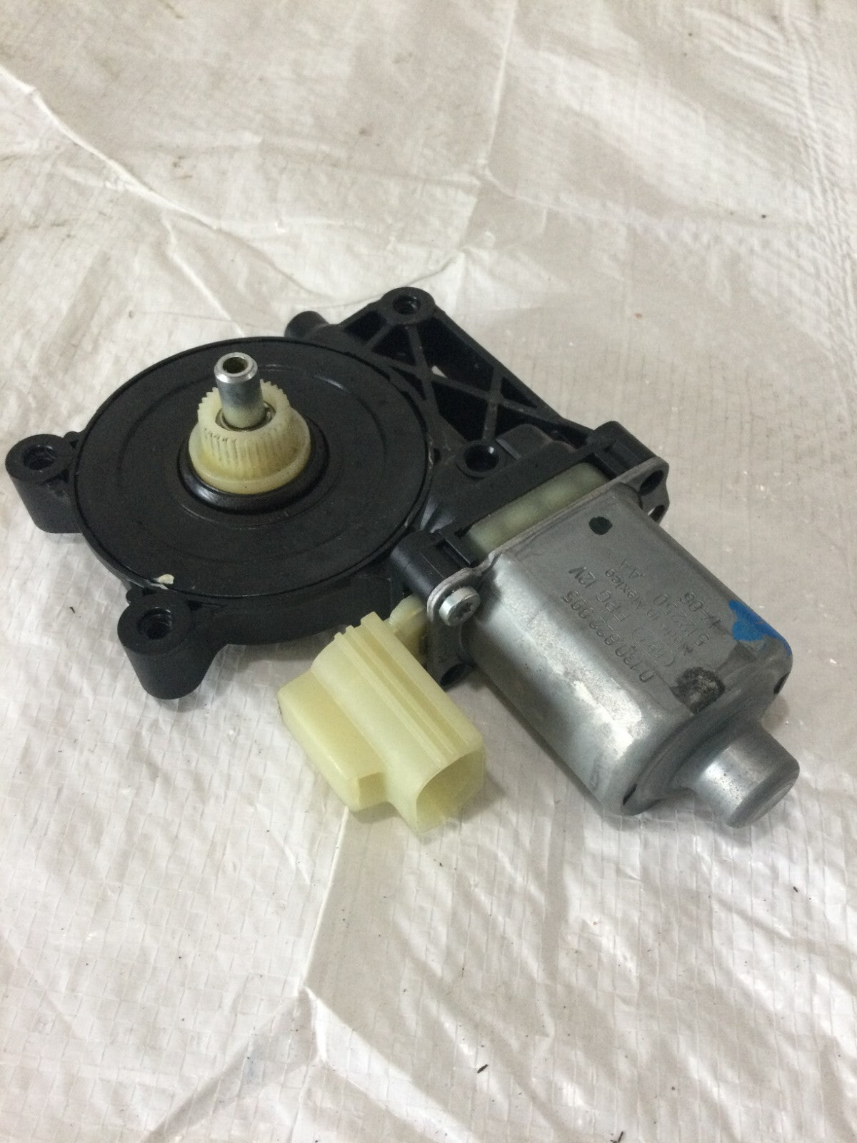 2017 Ford F-150 Rear Back Glass Window Sliding Motor OEM 512250AA