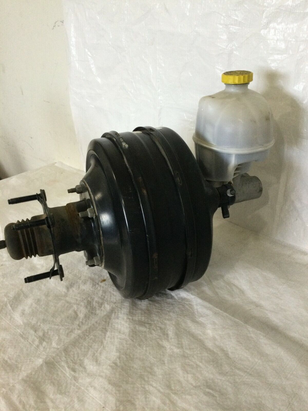 2006 Dodge Ram 2500 Power Brake Booster OEM 5.7L