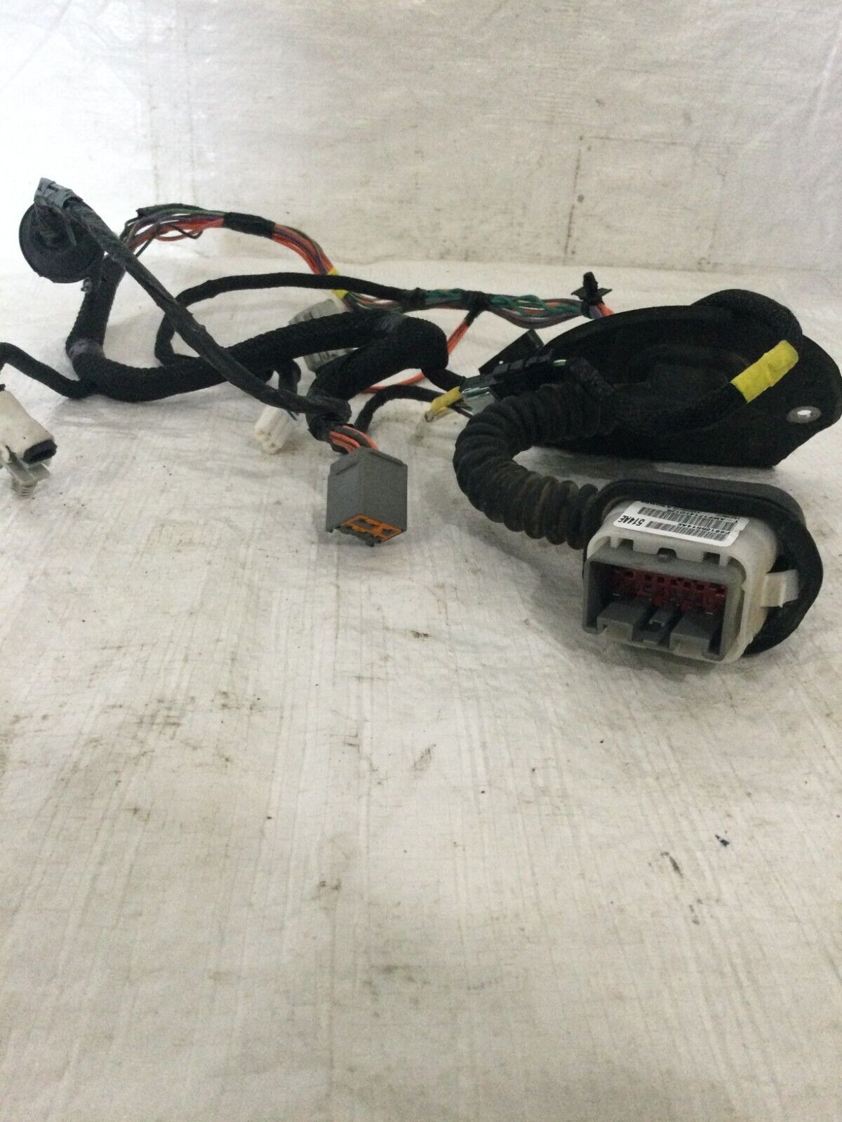 2016-2017 Dodge Ram 3500 Rear Right Passenger Door Harness OEM 68105514AE