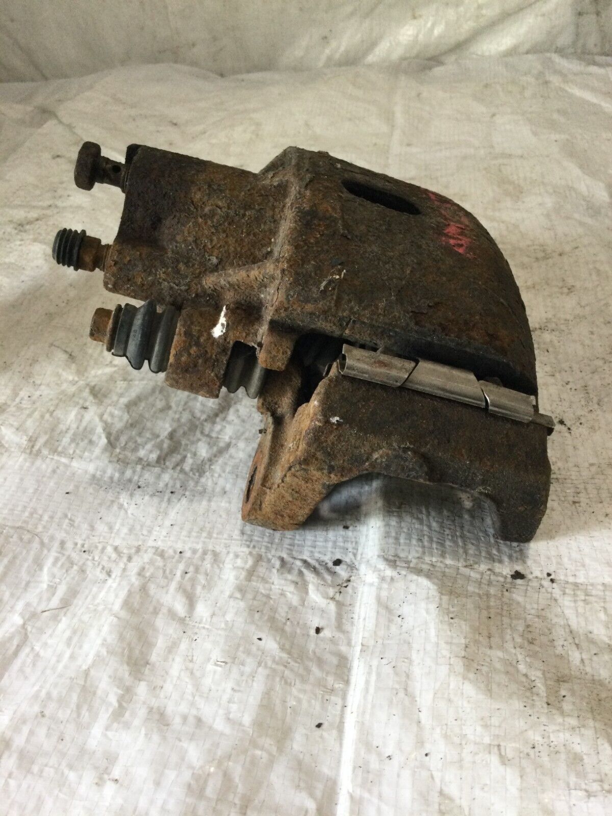 2004-2006 Dodge  Ram 1500 Rear Left  Brake  Caliper OEM