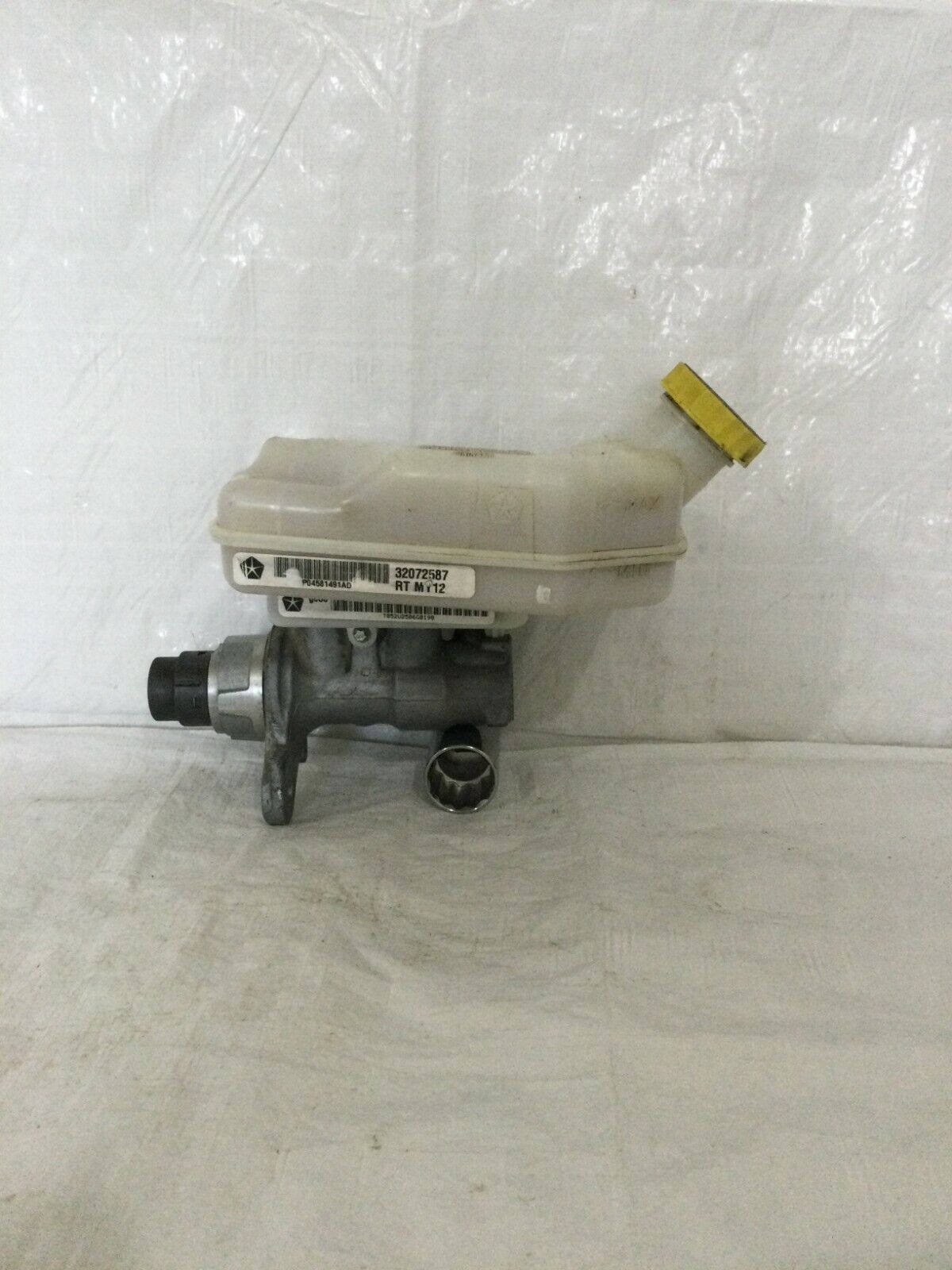 2017 Dodge Grand Caravan Master Power Brake Cylinder W/ Reservoir OEM 04581491AD