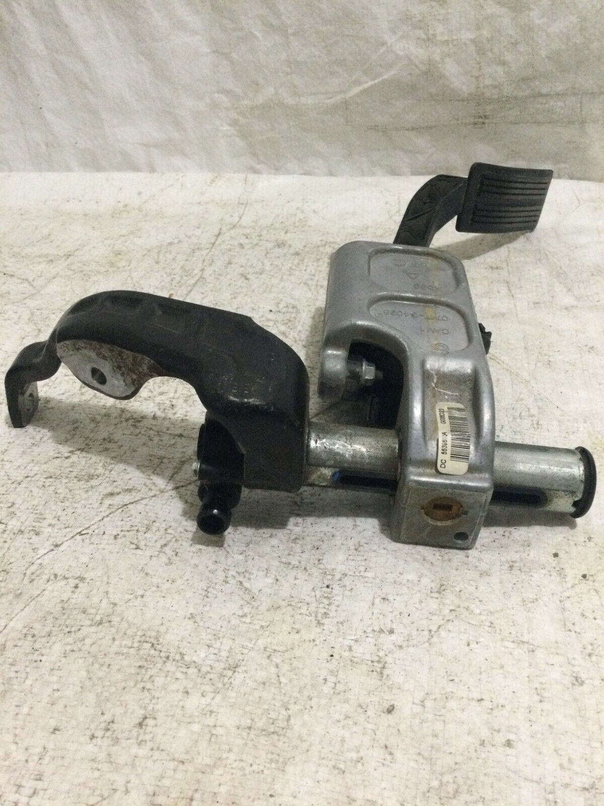 2007 Dodge Ram 3500 6.7L Turbo Diesel Accelerator Gas Pedal OEM