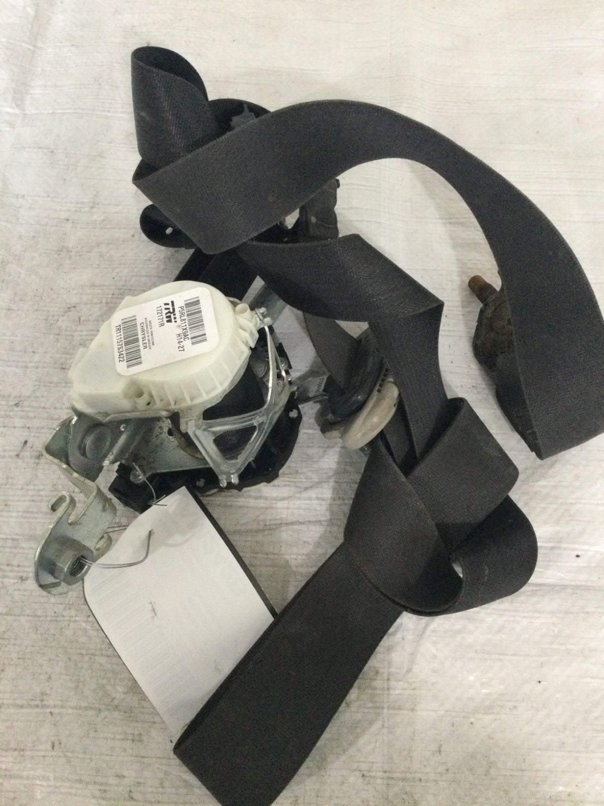 2017 Dodge Ram 3500 Front LH Drivers Side Seat Belt OEM P34032157