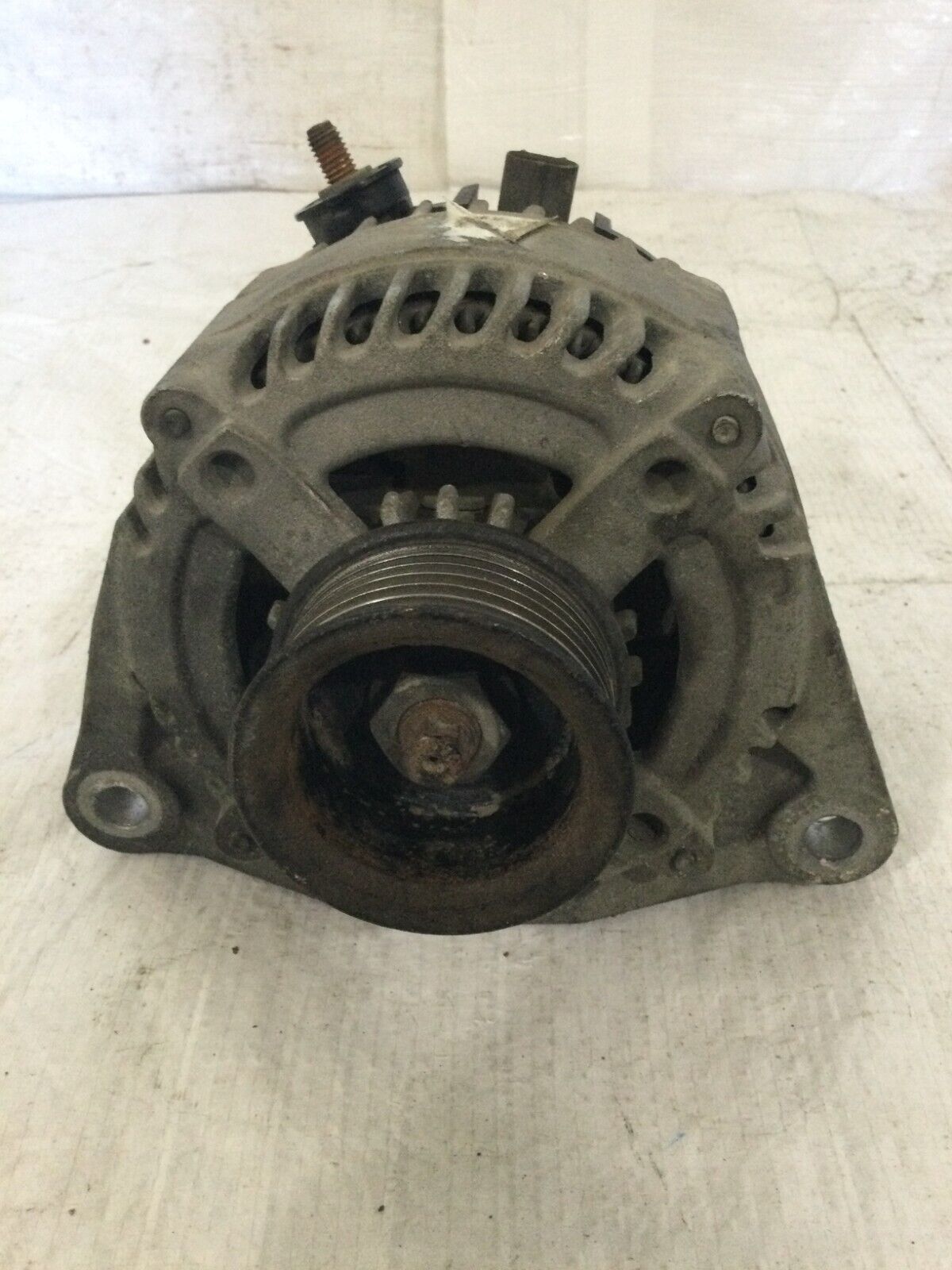 2005 Dodge Ram 2500 Alternator Motor 5.7L