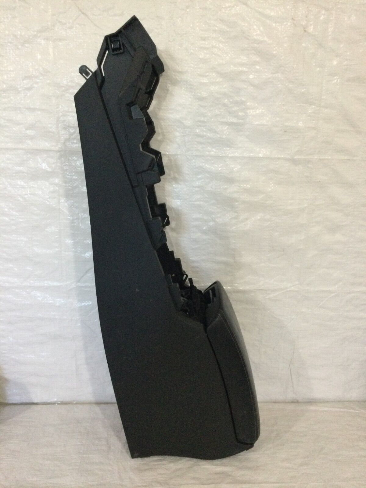 2017 Infiniti Q50S Leather Center Console Armrest Assembly OEM