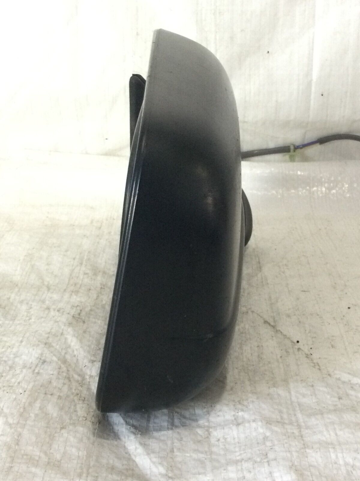 2001 Nissan Xterra Side View Power Door Mirror Right Passenger OEM ( Damage )