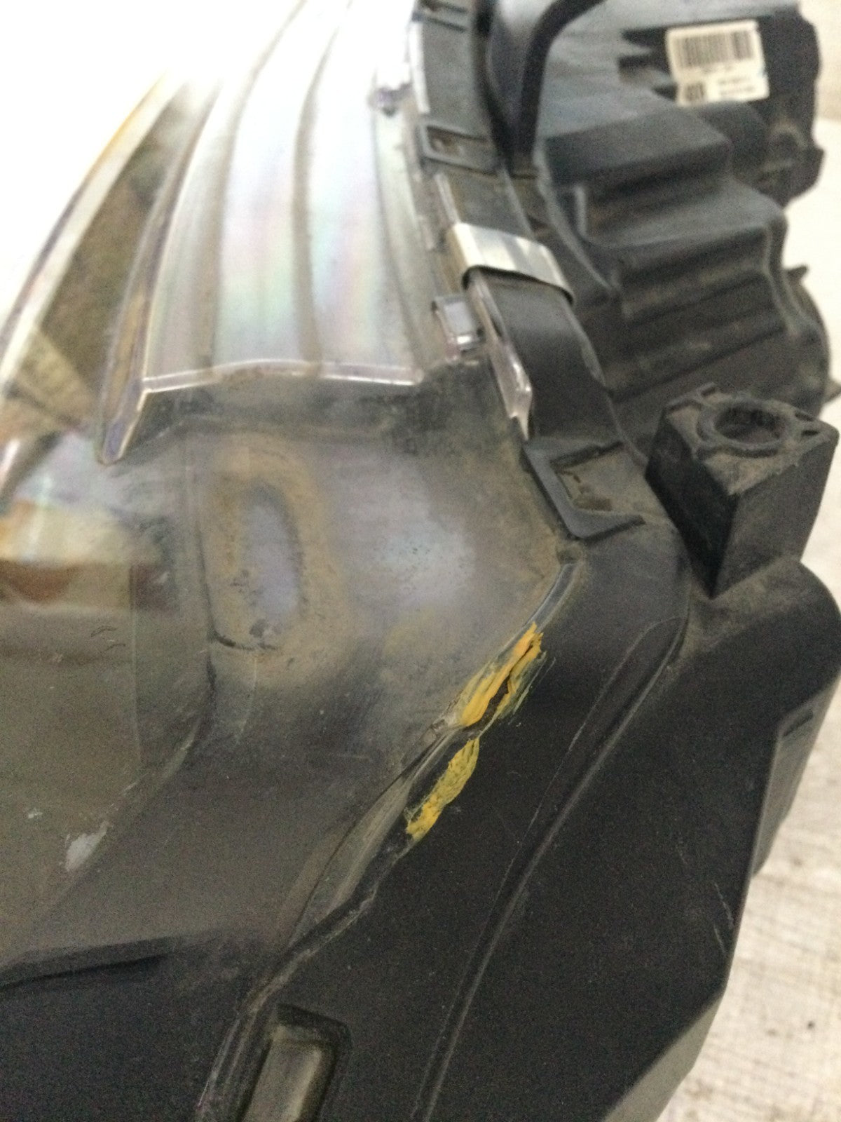 2016-2021 Mitsubishi Outlander Right Passenger Side LED Headlight OEM DAMAGED