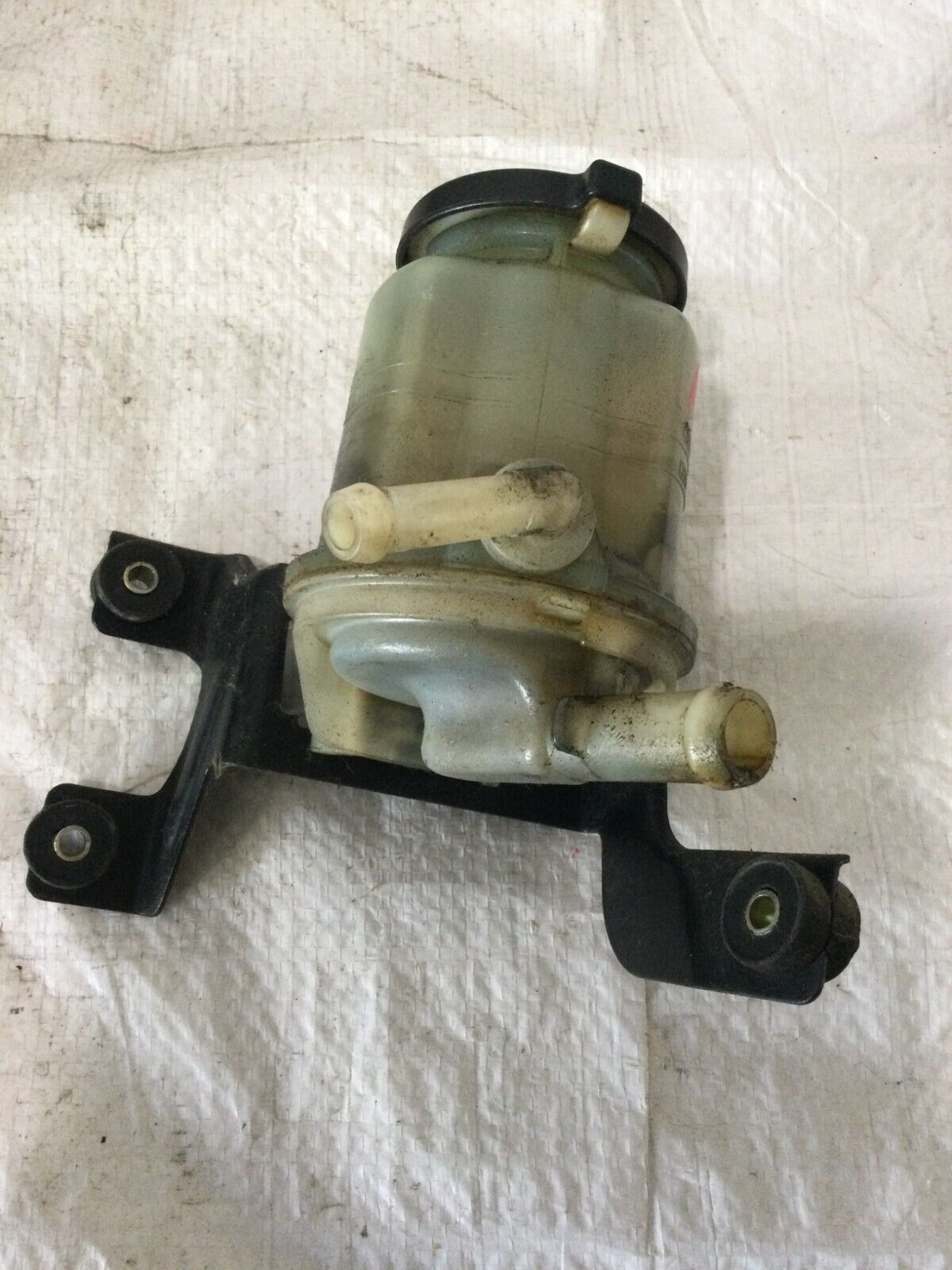 2001-2003 Toyota Highlander Power Steering Fluid Reservoir OEM