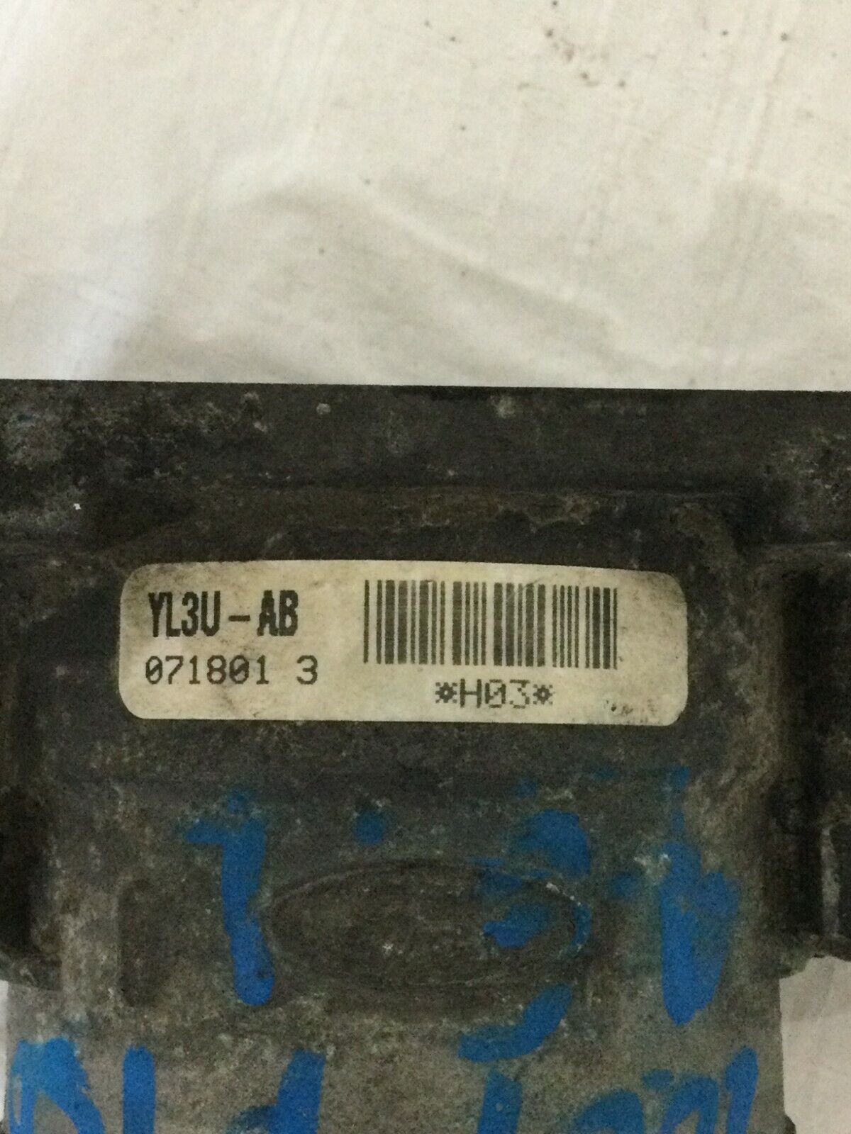 2001-2003 Ford F-150 F150 Throttle Body Valve Assembly OEM YL3U-AB