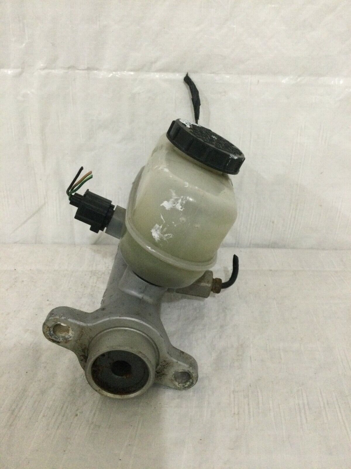 2002 Ford F-150 Power Brake Booster Master Cylinder W/ Reservoir OEM