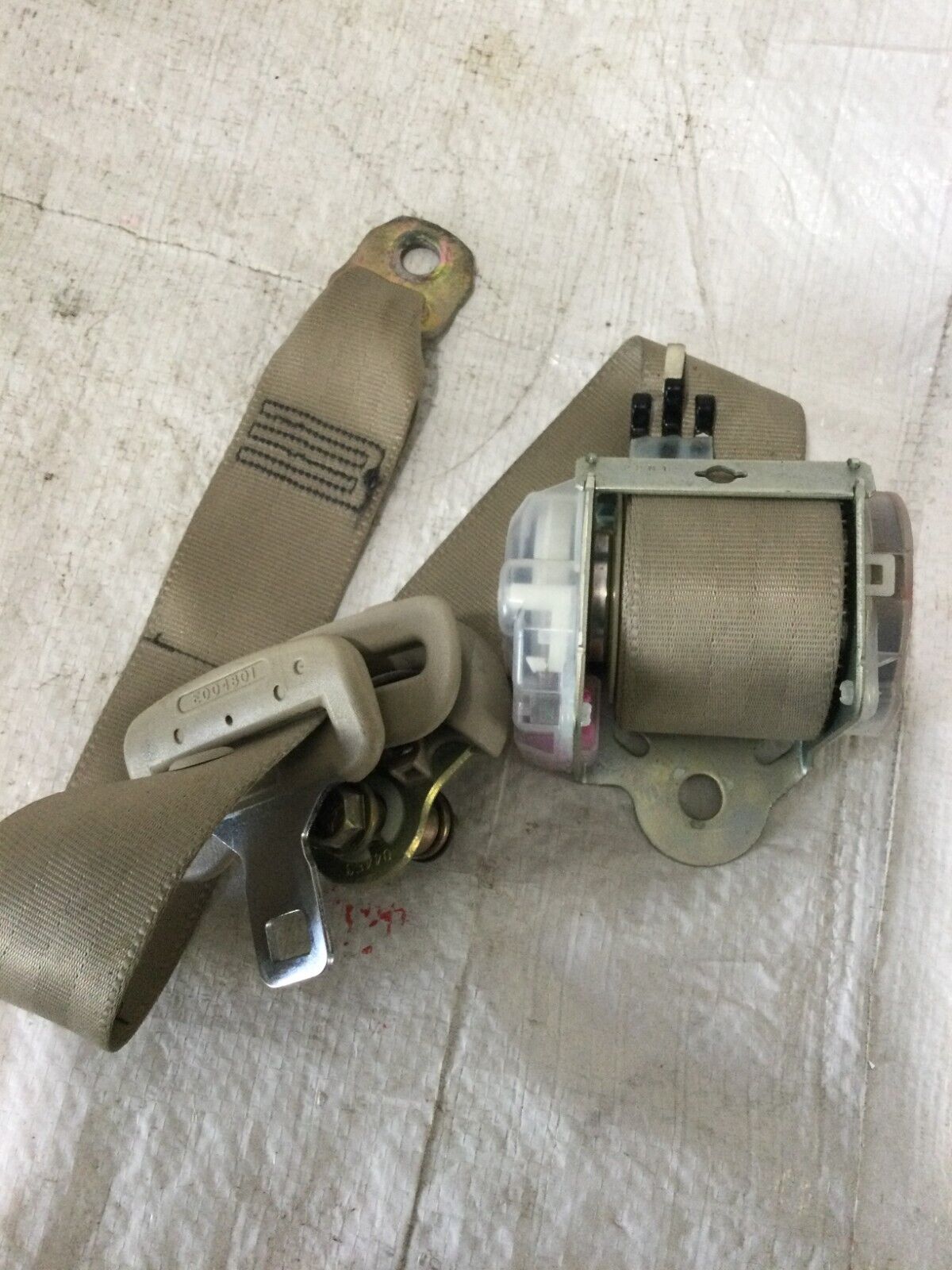 2003 Toyota Highlander Rear  Right Passenger  Side Seat Belt  OEM