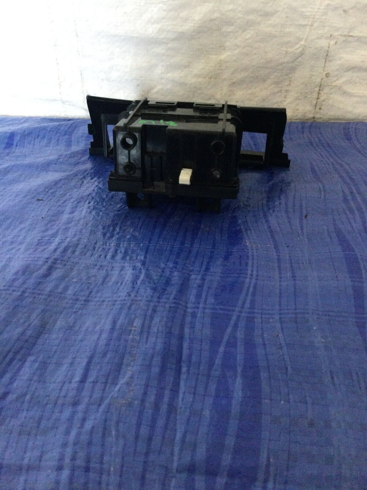 2007-2010 Hyundai Elantra Ash Tray Casing OEM