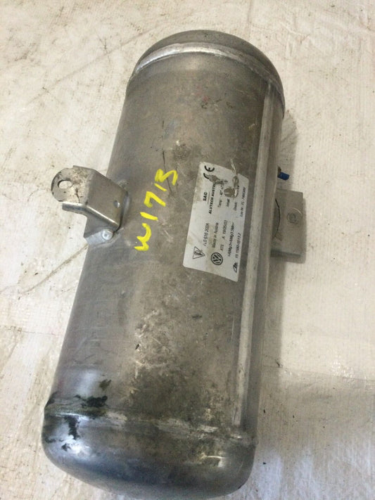 2007 Volkswagen Touareg Air Suspension Pressure Tank Accumulator 7L0616202A OEM