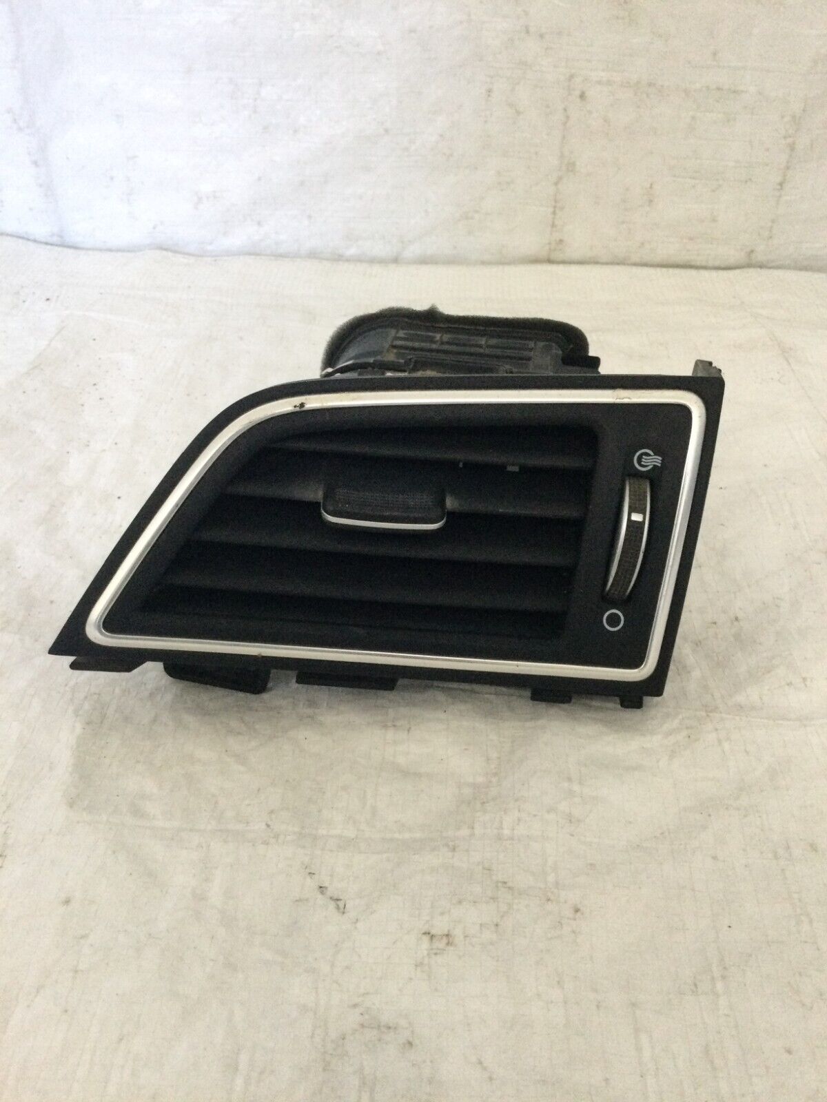 2017-2019 Hyundai Elantra Dash Right Passenger Side Air Vent 97483-F2000 OEM