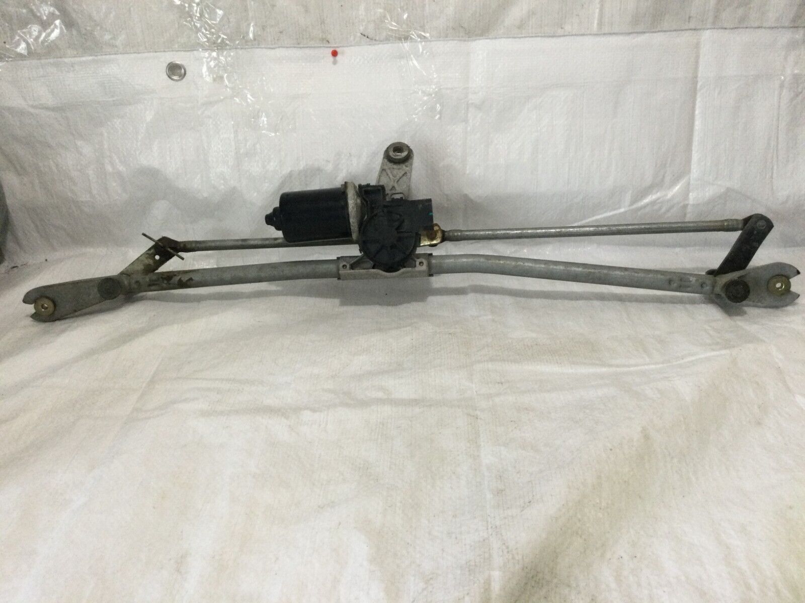 2004 Dodge Ram 1500  Front Wiper  Motor w/ Linkage Assembly OEM