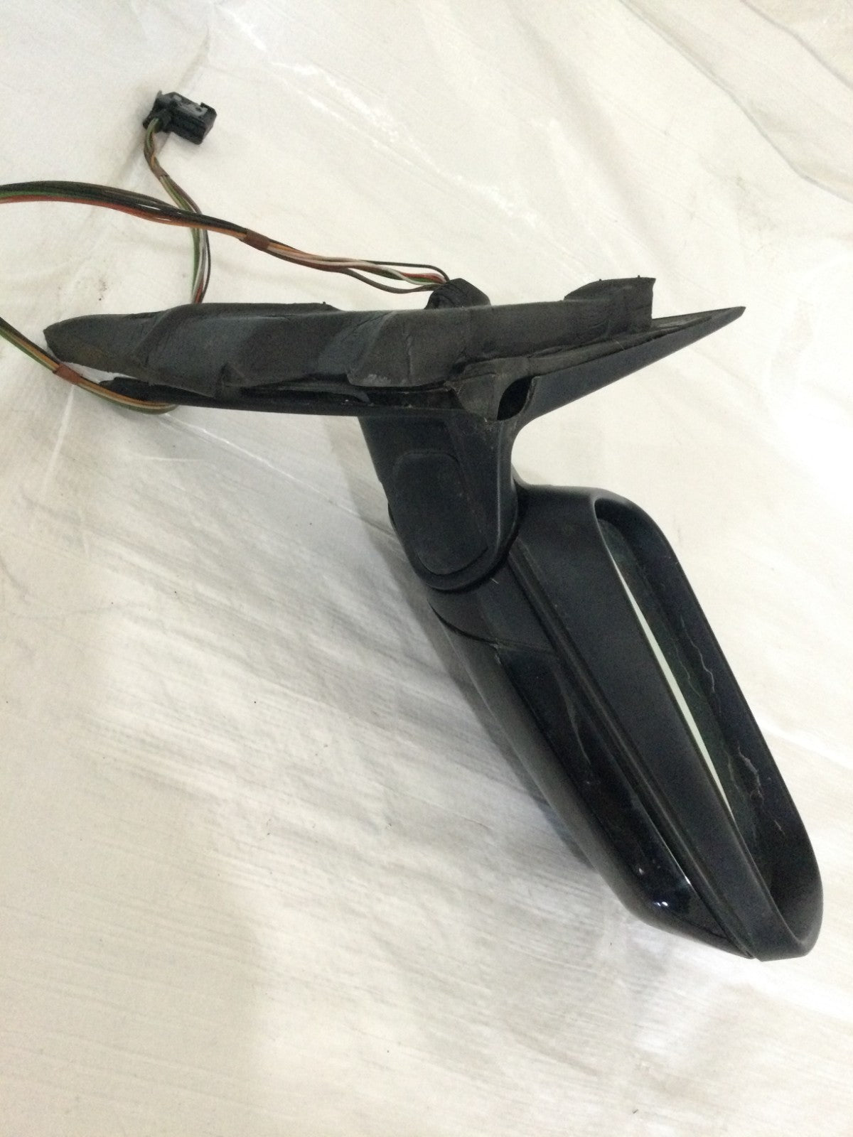 2003 BMW 325I Right Passenger Side Door Mirror OEM 0117352