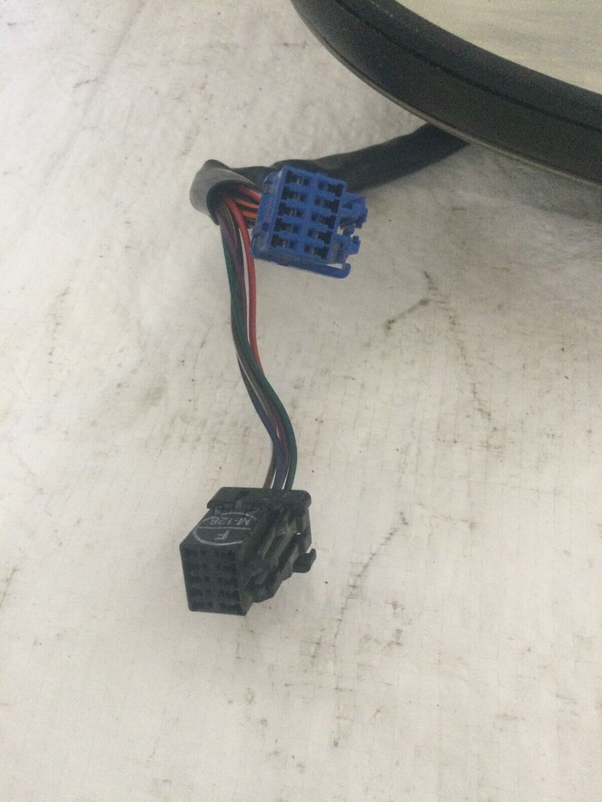 2003-2006 Cadillac Escalade EXT Right Power Side View Mirror W/ Turn Signal OEM