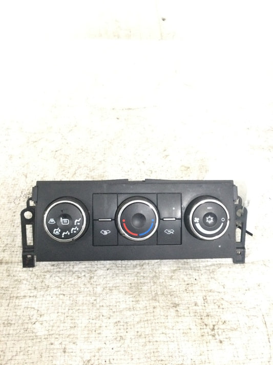 2007-2013 Chevrolet Silverado 1500 AC Heater Climate Control Unit OEM 20887816