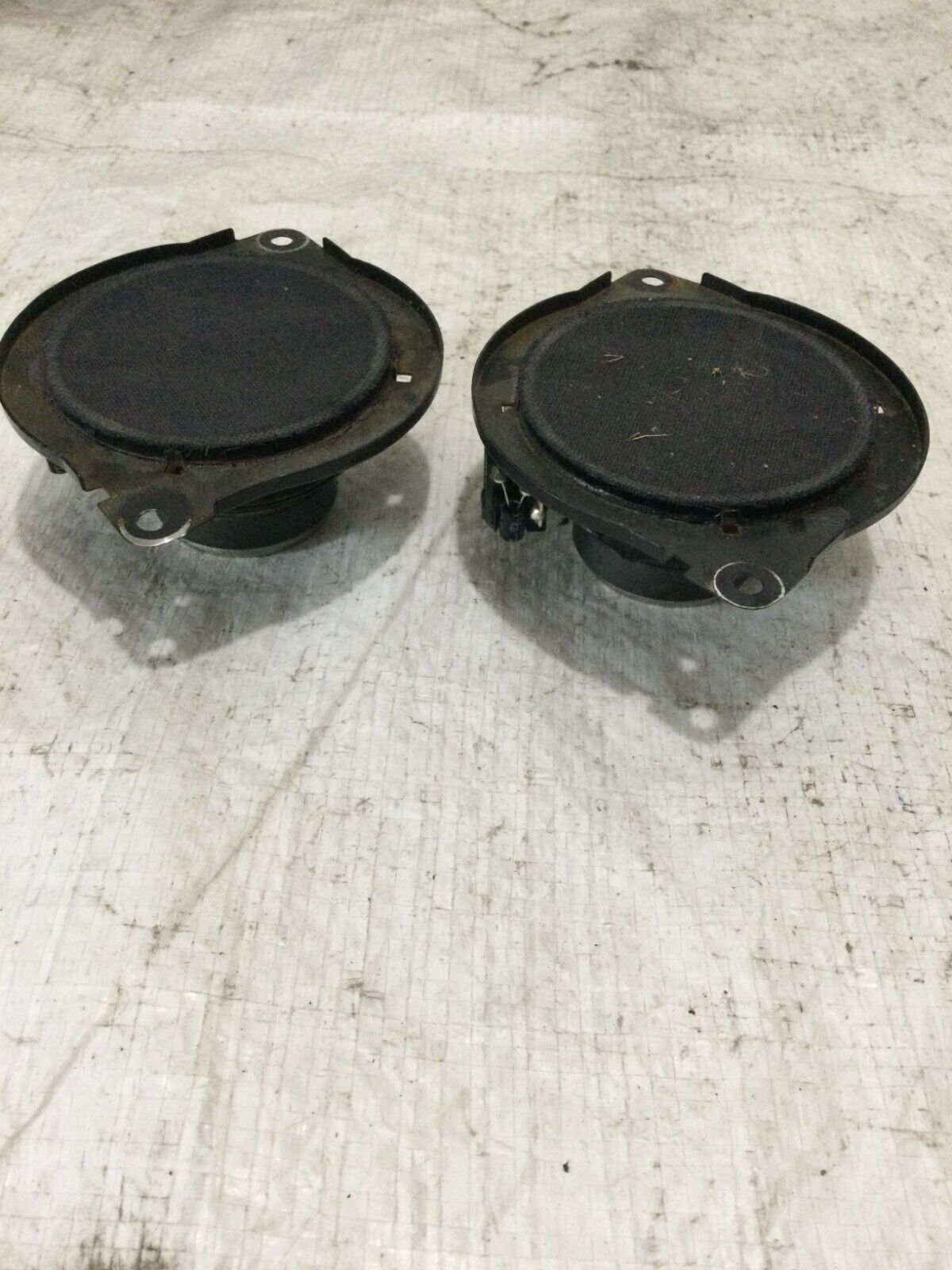 2018 RAM 1500 Front Left Right Door Speaker 05059062AA OEM