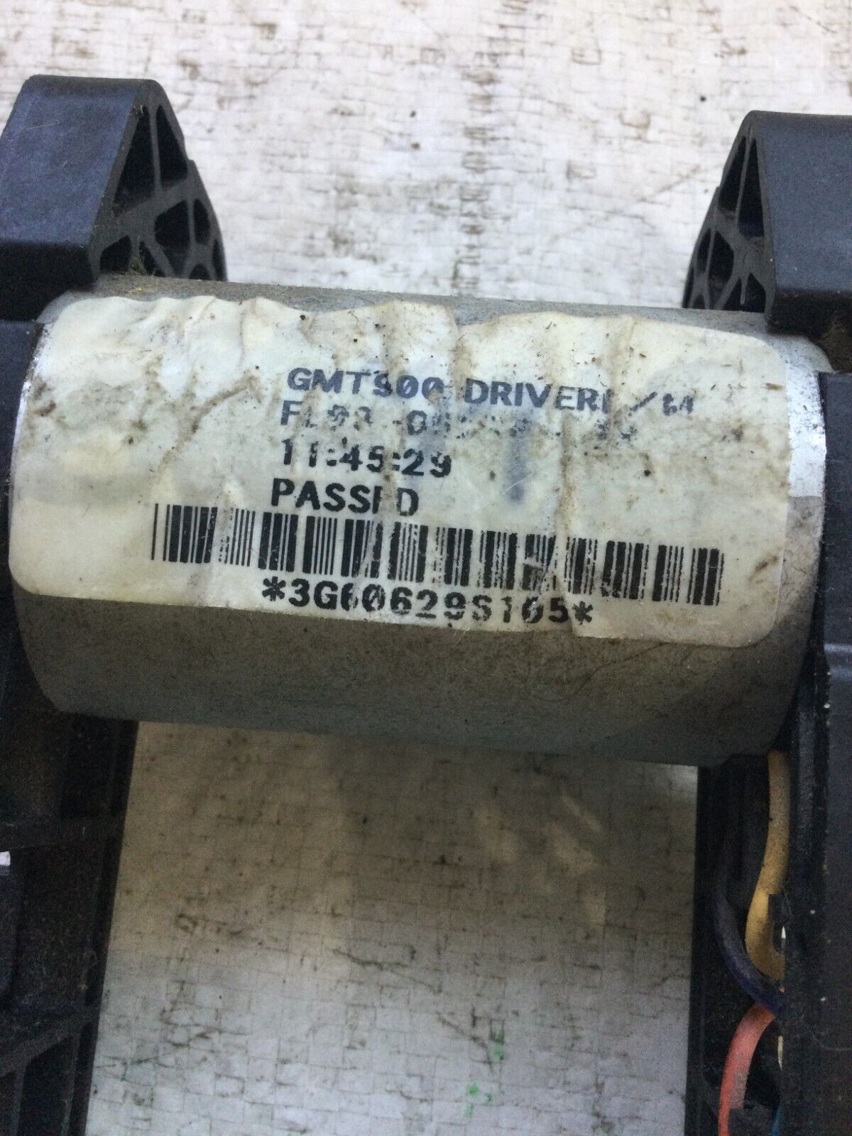 2007-2009 GMC Yukon Front Left  6 or 8 Way Power Seat Motor OEM L0060111
