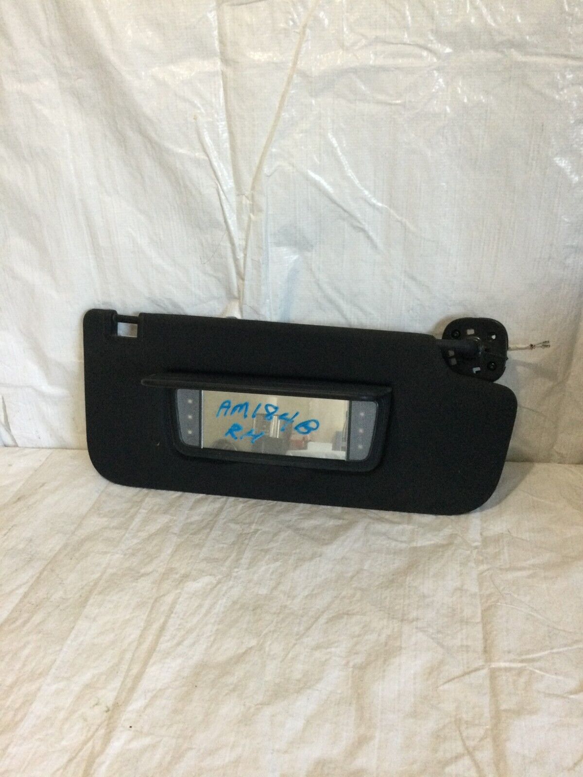 2019-2020 GMC Sierra 1500 Sun Visor New Style Right Passenger Side OEM RH