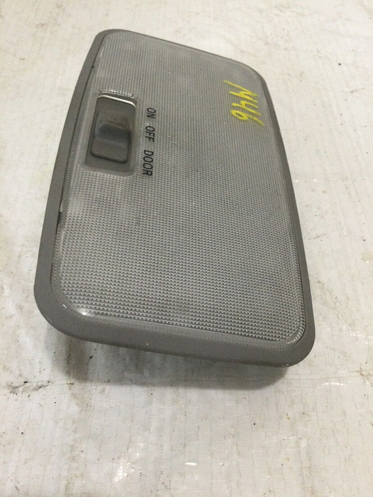 2004-2009 Toyota Prius Hybrid Interior Roof Dome Map Light Lamp OEM