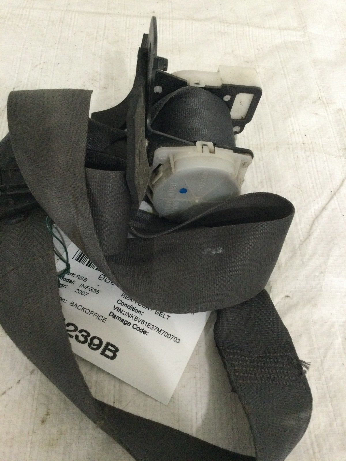 2007 Infiniti G35 Rear Left Driver Side Seat Belt OEM