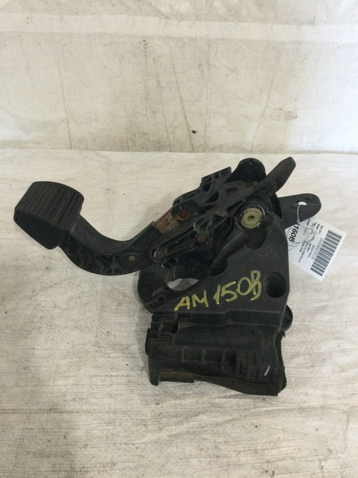 2019 Jeep Compass Brake Pedal Assembly OEM 68319939AA