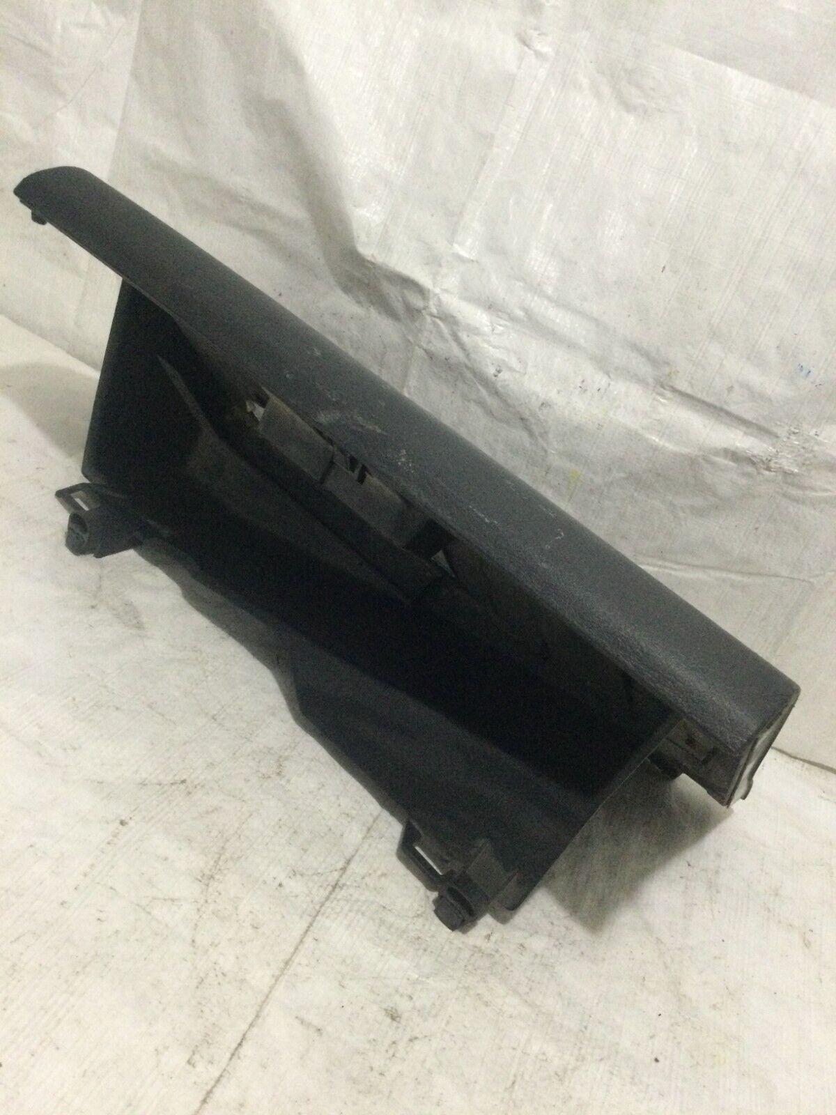 2003 Dodge Ram 1500  Glove Box Storage Compartment 5GT18TRM  OEM.