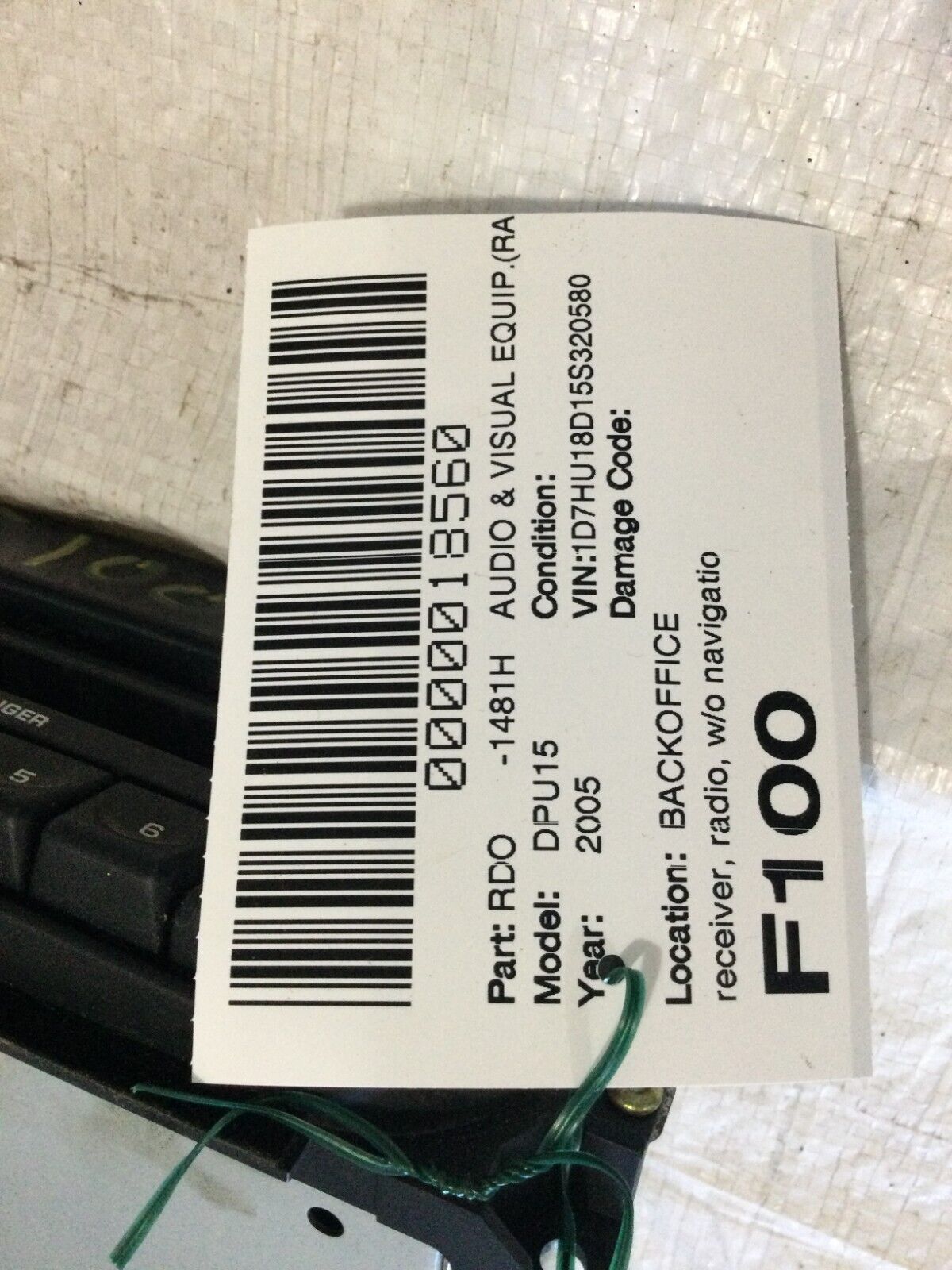 2002-2007 Dodge Ram 1500 AM FM Radio Stereo CD Player P05091507AE OEM