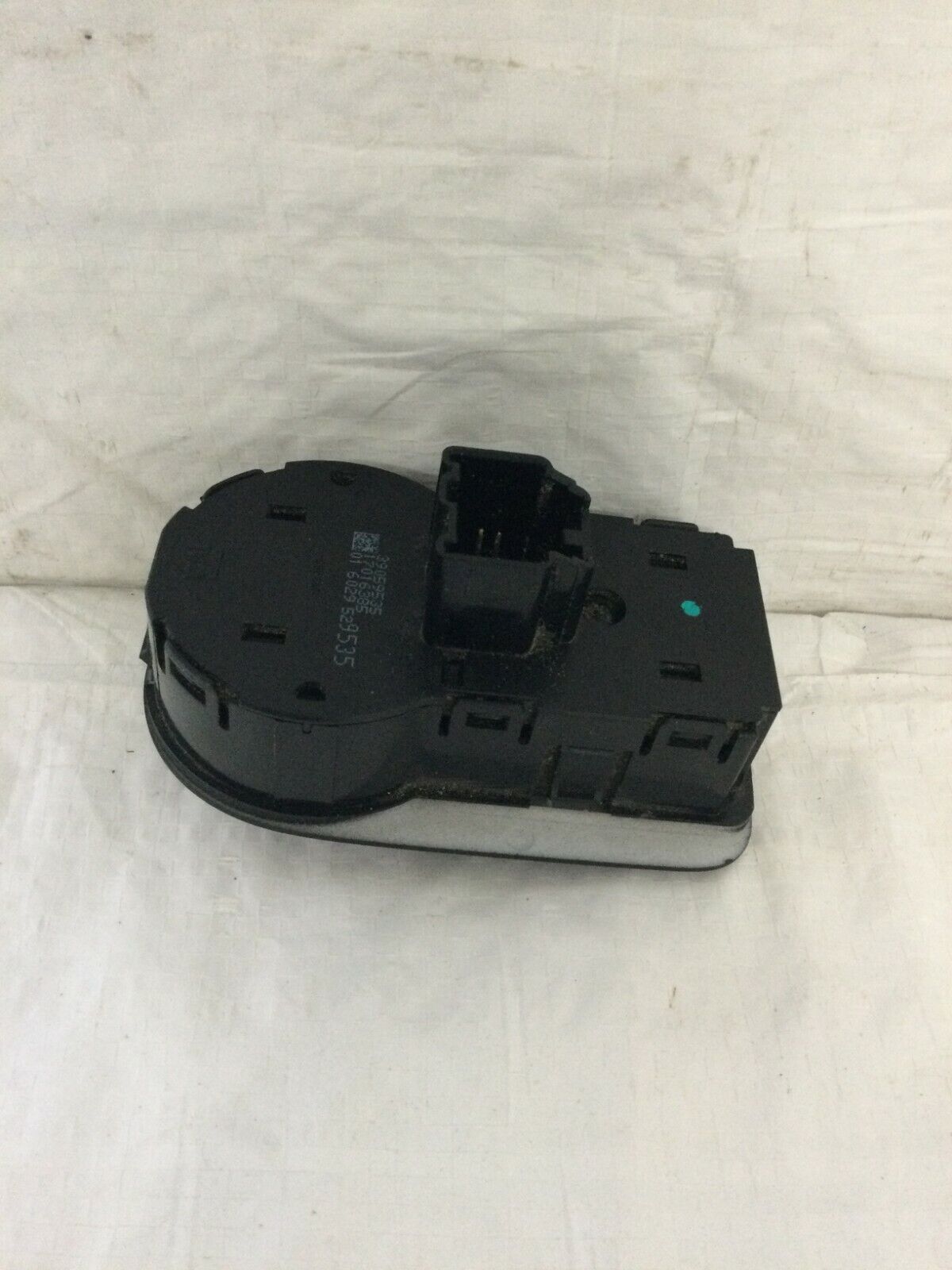 2016-2019 Chevrolet Cruze Headlight Control Switch 39059535 OEM