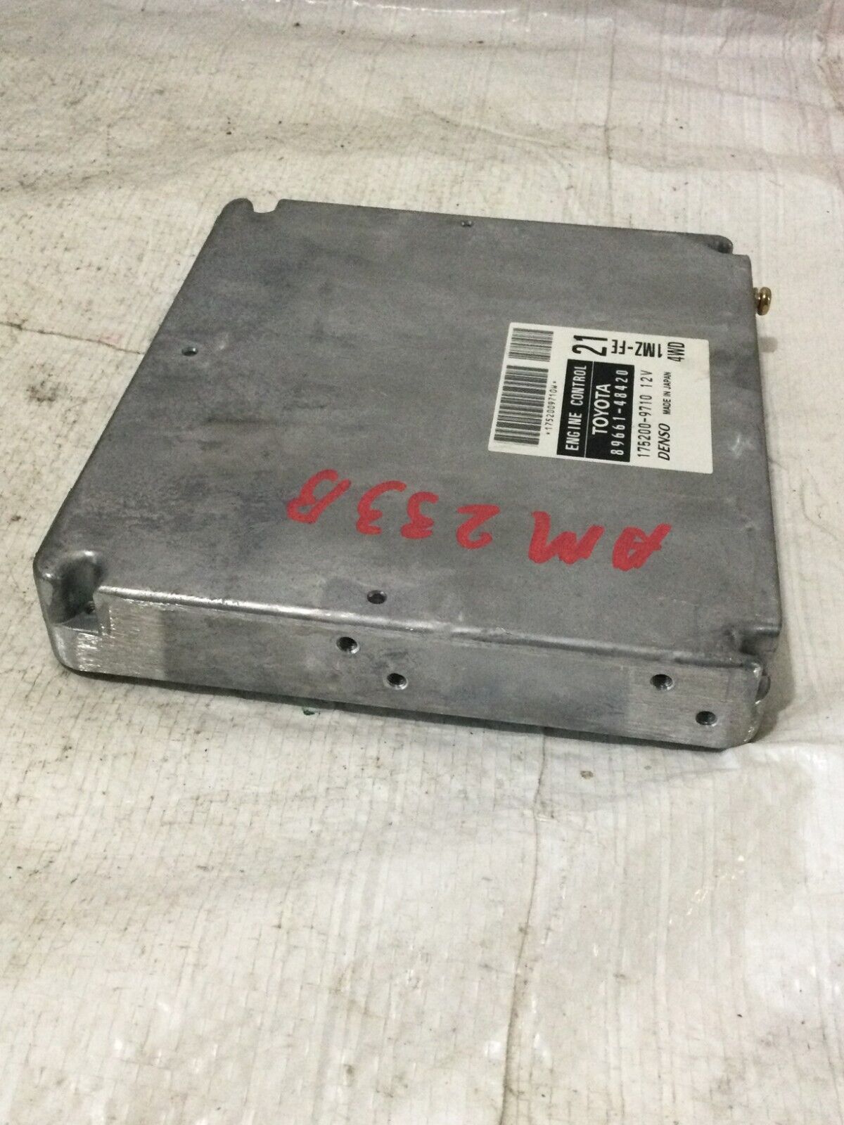 2003 Toyota Highlander  Engine Electronic Control Module ECM  1752009710W OEM