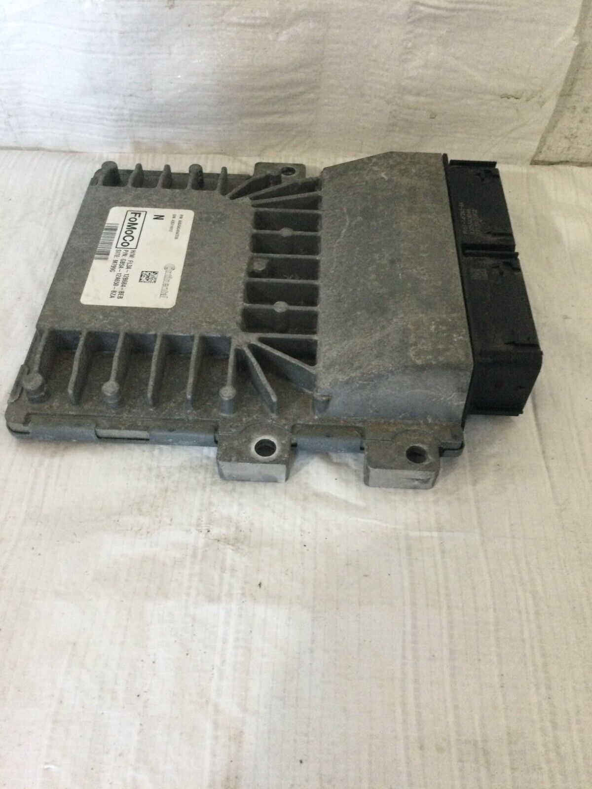 2017 Ford Explorer ECU ECM Engine Computer Control Module OEM FL3A-12B684-BEB