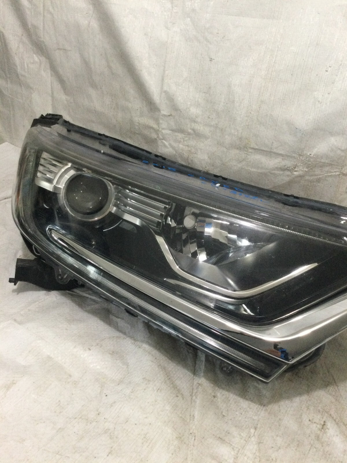 2018 Honda CR-V CRV LED Right Passenger Side Headlight Assembly OEM 2017-2022