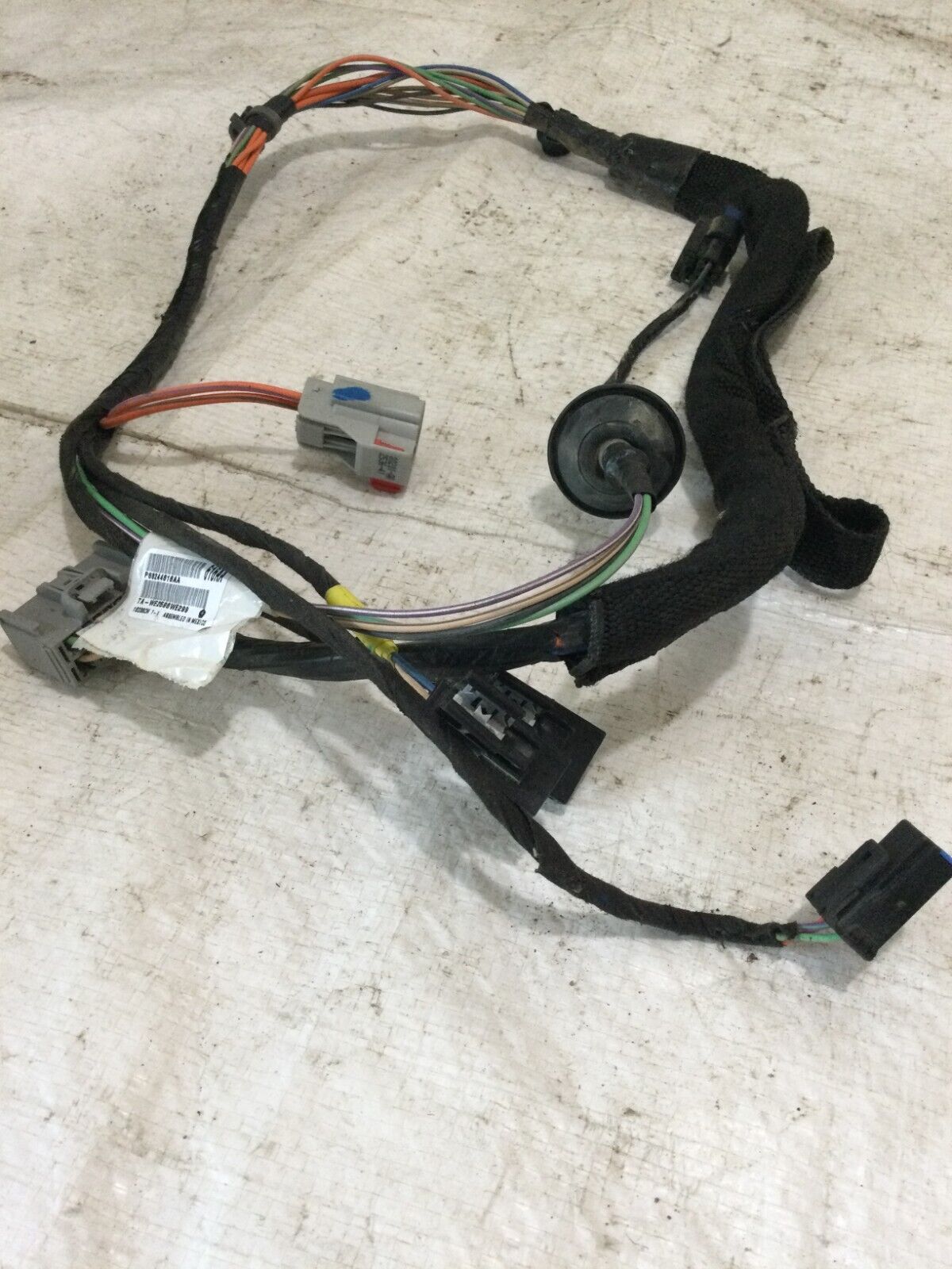 2017 Jeep Wrangler Front Right Door Wiring Harness OEM 68244616AA