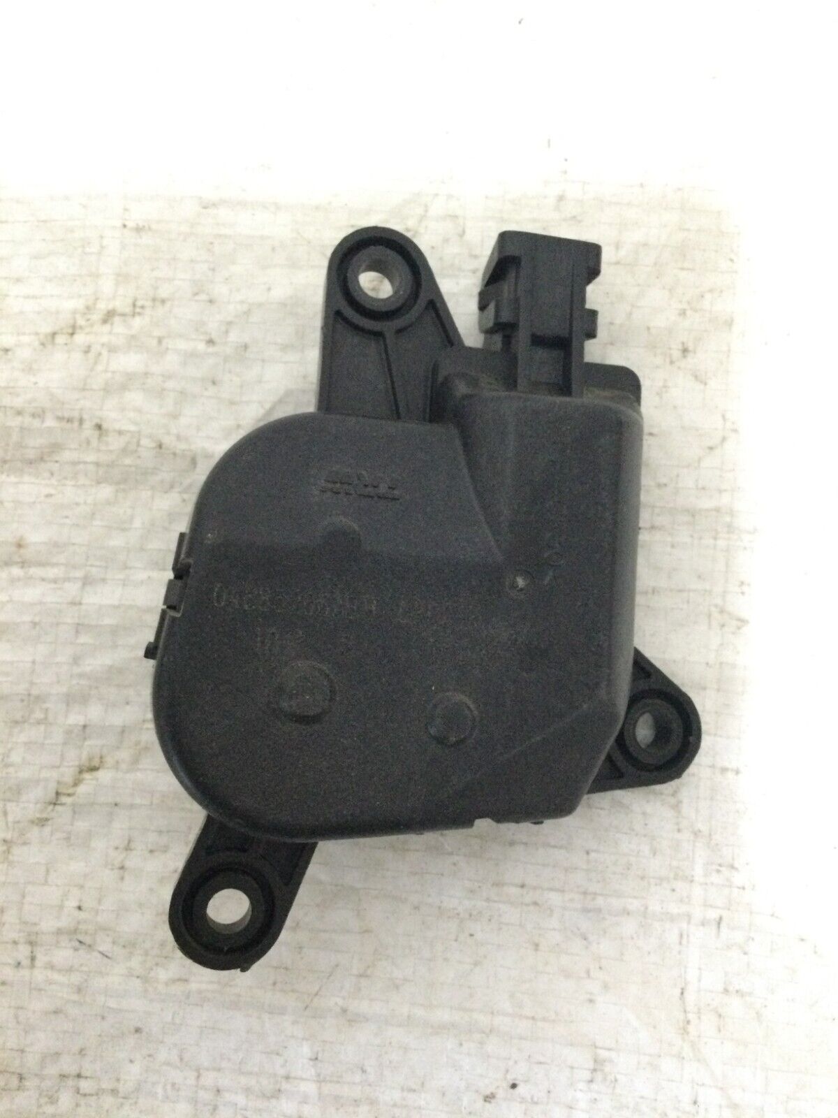 2005 Dodge Ram 1500 A/C Heater Air Blend Door Actuator OEM 04885206AB