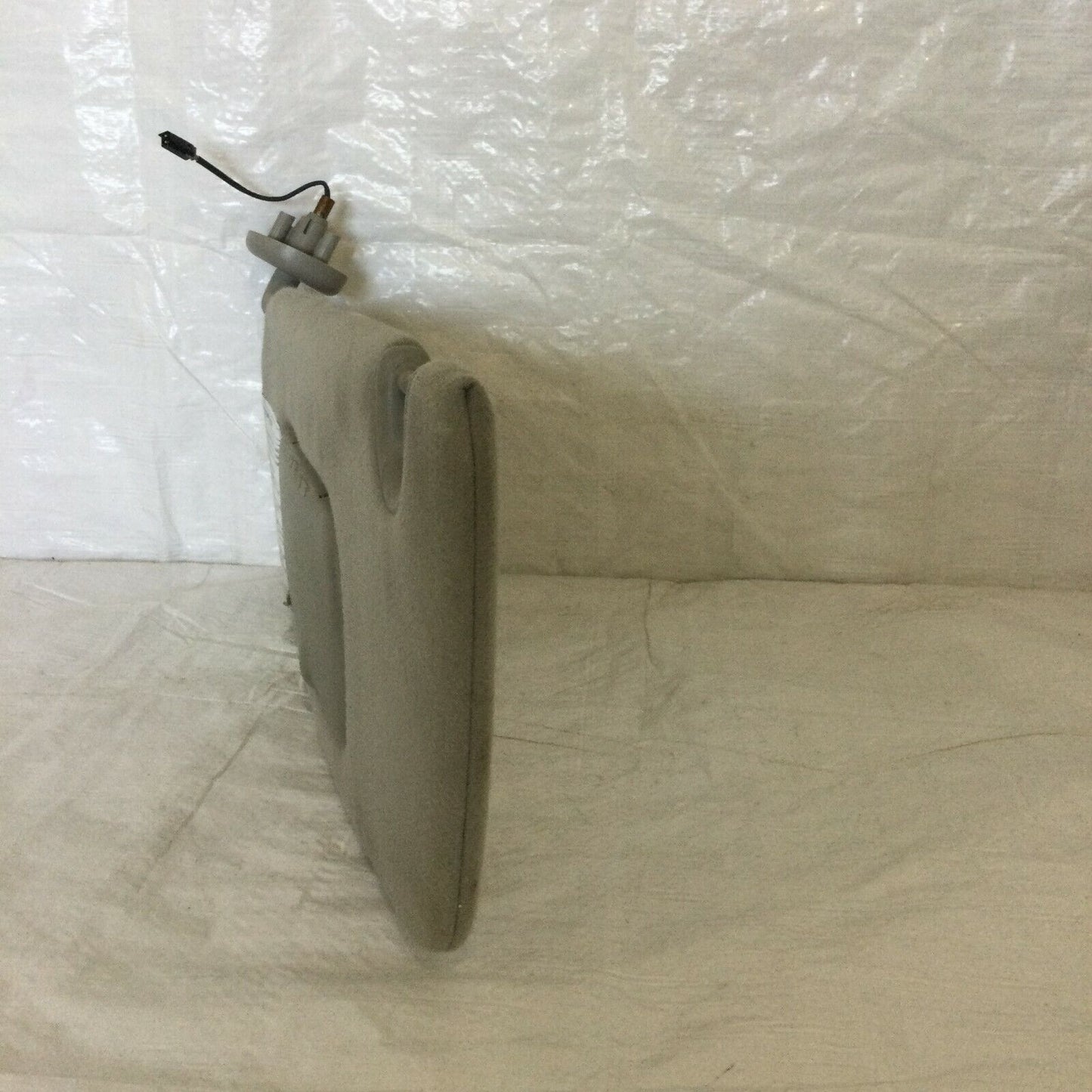 2007 2008 Dodge Ram 3500 Mega Cab Sun Visor Left LH Driver Side OEM 