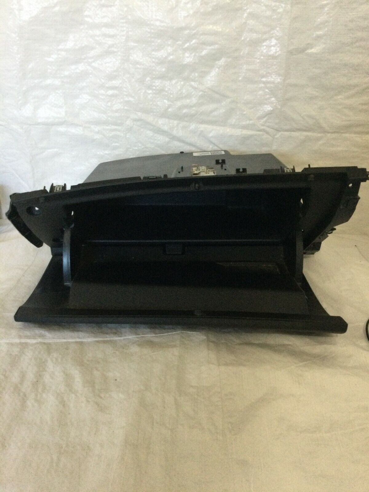 2016-2019 Chevy Cruze Storage Compartment Glove Box 84122176 OEM