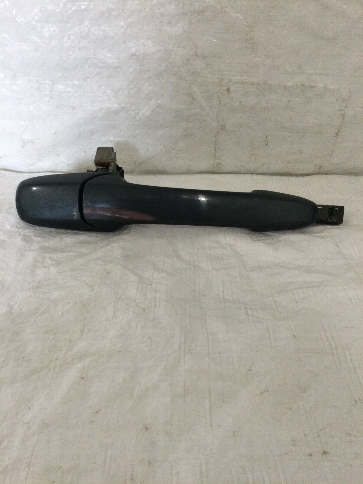2005 Mazda 6 Front Right Passenger Exterior Door Handle OEM 