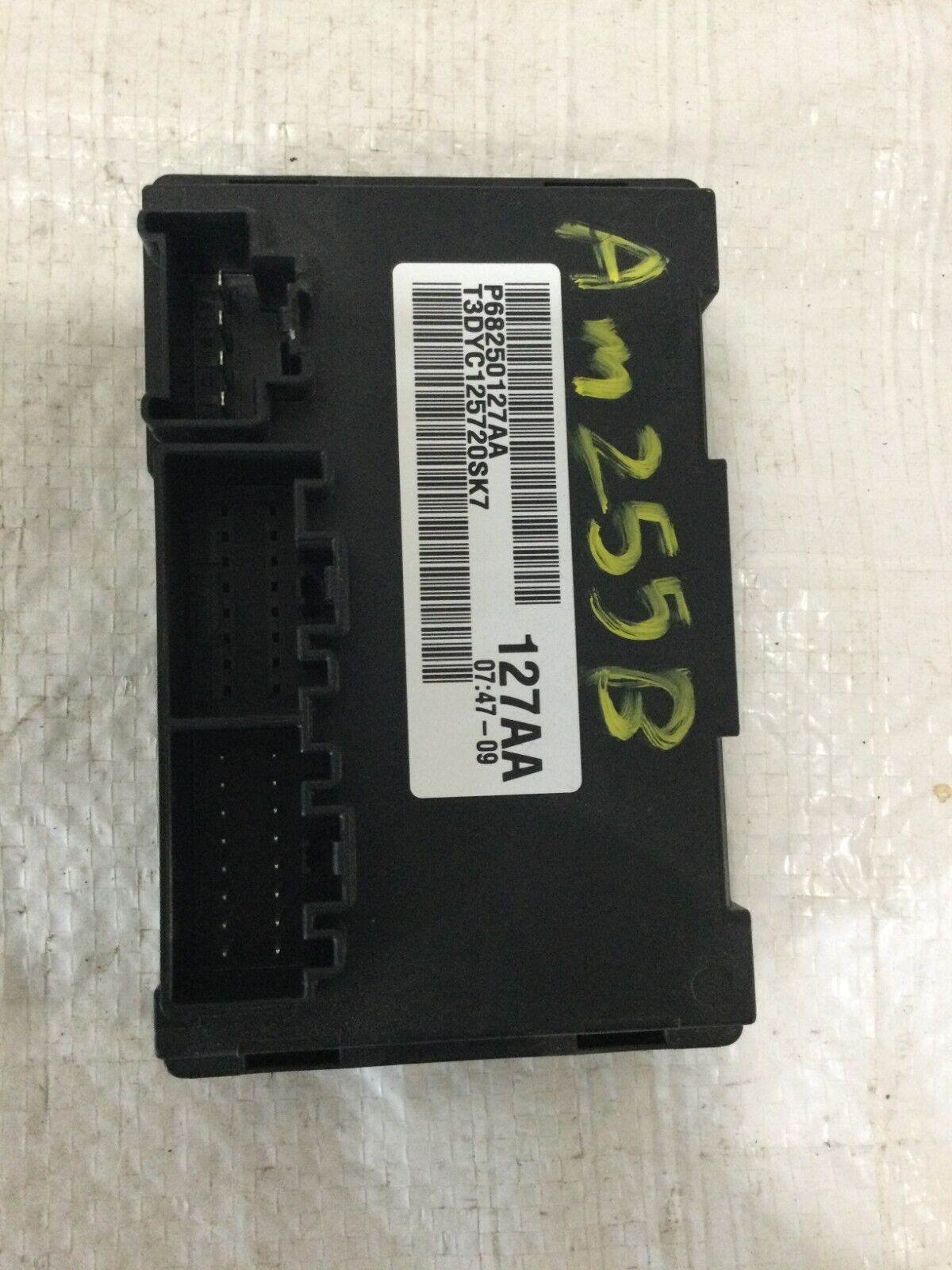 2017 Dodge Ram 1500 Transfer Case Control Module 68250127AA OEM