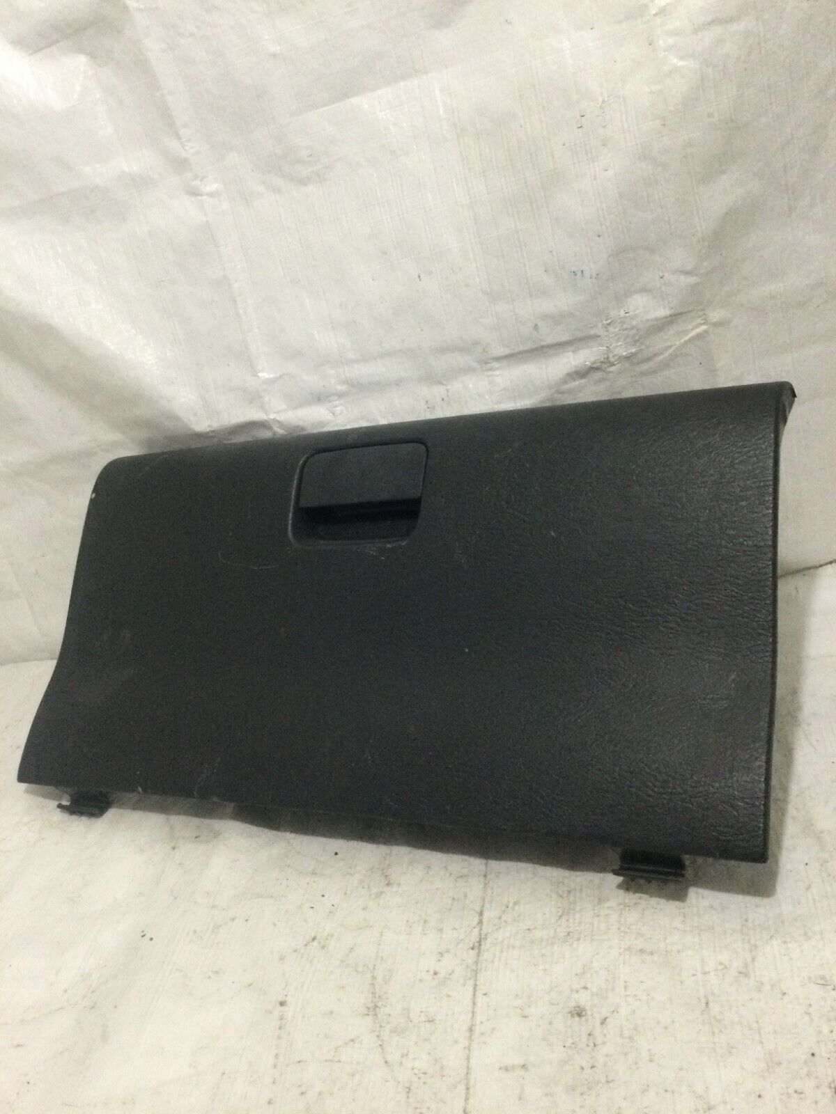 2003 Dodge Ram 1500  Glove Box Storage Compartment 5GT18TRM  OEM.