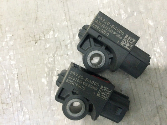 2016-2018 Kia Sorento Crash Impact Sensor Set OF 2 OEM