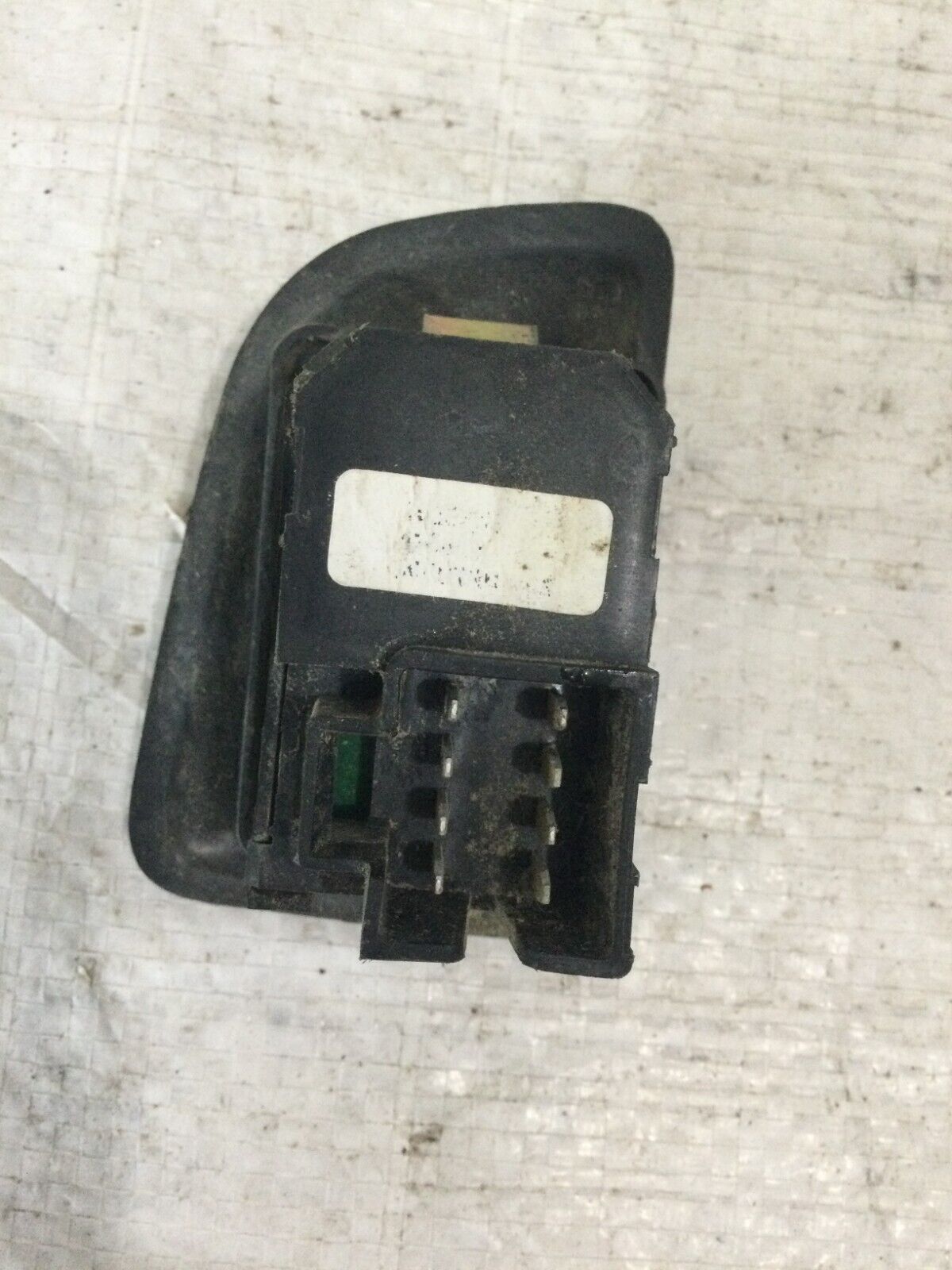 2003-2006  GMC Sierra 1500 Power Window Switch Rear Door LH Driver Side OEM