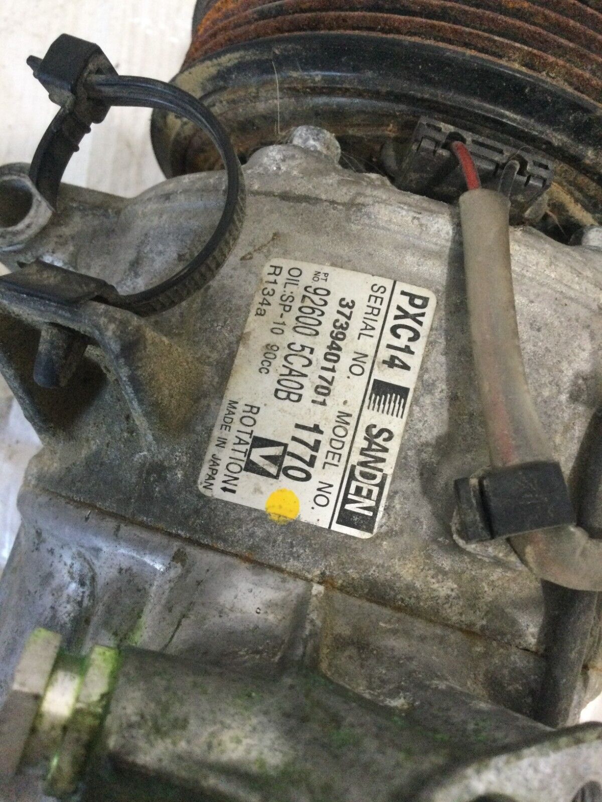 2017 Infiniti Q50  Air  Compressor Assembly  OEM