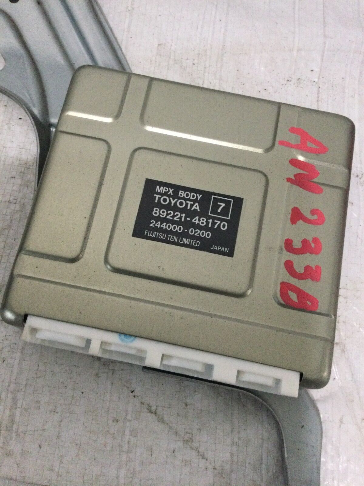 2003 Toyota Highlander MPX Body Control Module BCM  89221-48170 OEM