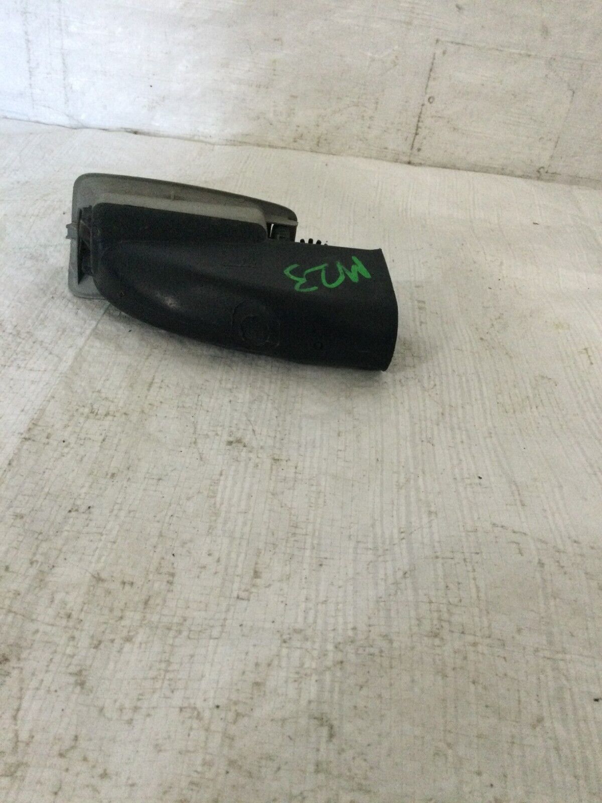 2004 Volvo S60 Left Driver B Pillar AC Heater Air Vent Nozzle Duct 9158448 OEM