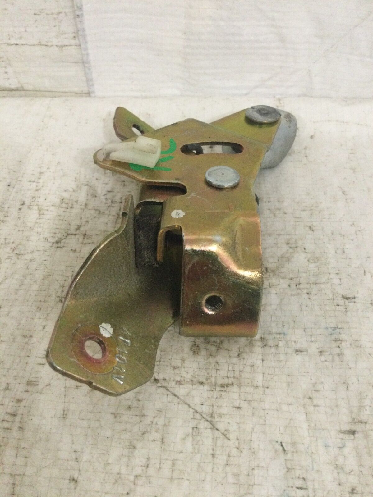 2004 Dodge Ram 1500 Rear Left Door Hinge OEM