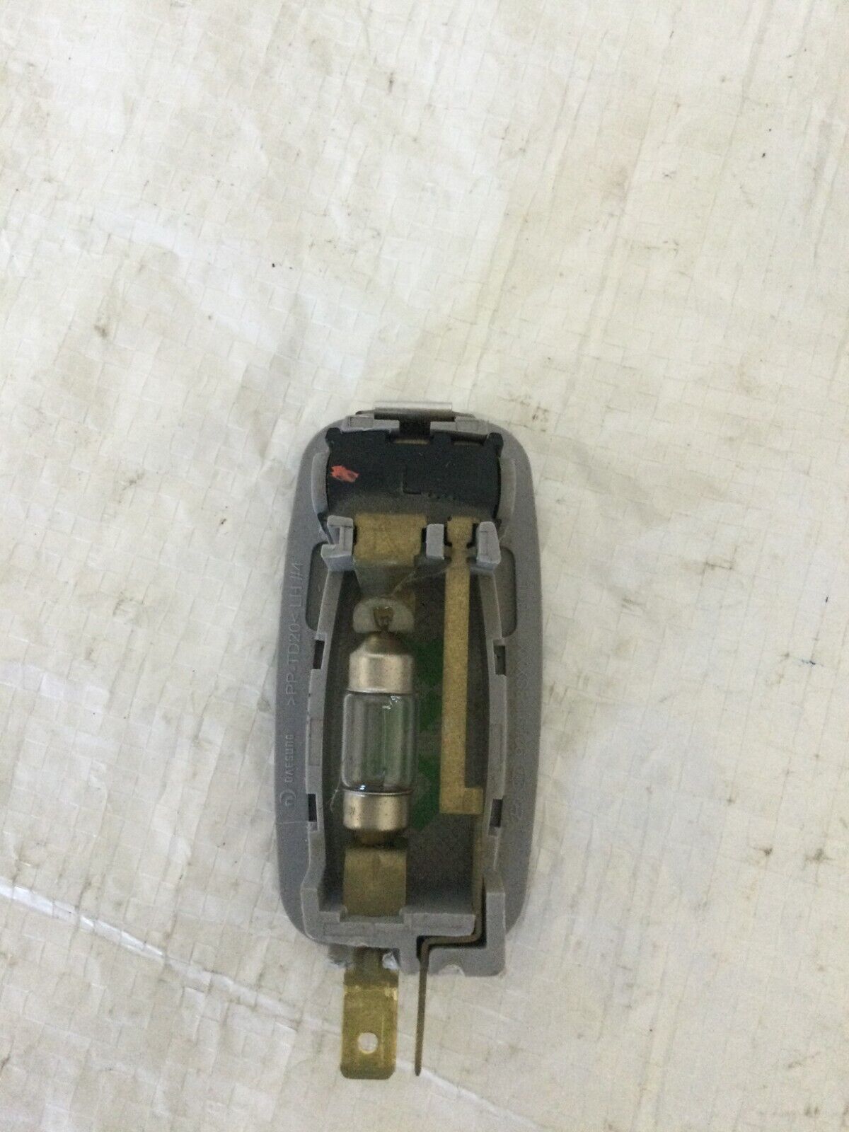2017-2019 Hyundai Elantra Left Driver Sun Visor Switch OEM 92891-3SXXX 
