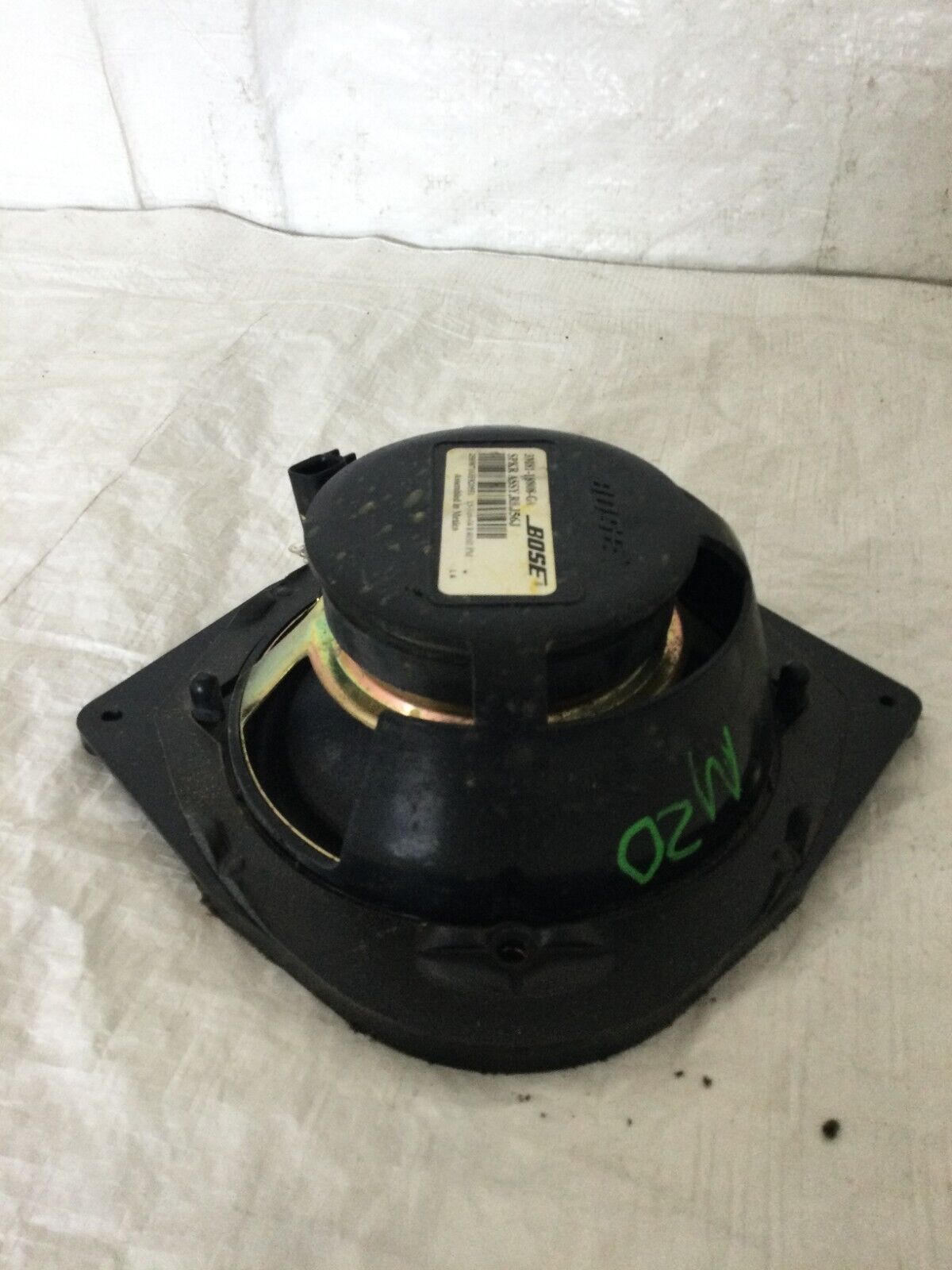 2005 Mazda 6 Front Right Door Speaker 3M81-18808-GA OEM