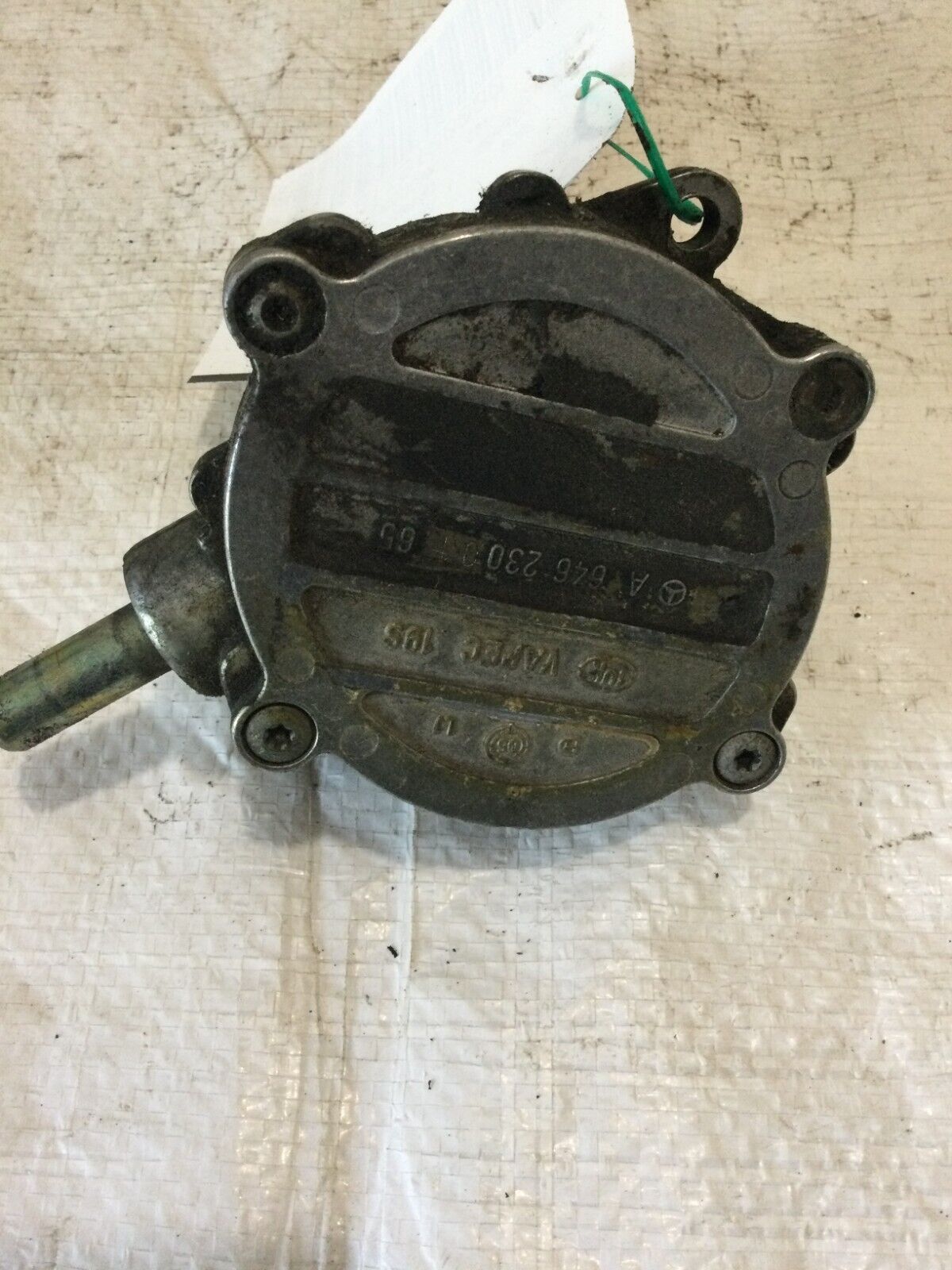 2006 Dodge Sprinter Van Turbo Diesel Engine Brake Vacuum Pump OEM